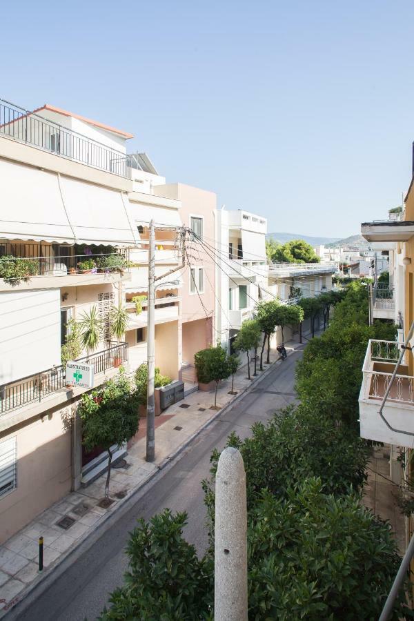 Elegant Home Next To Metro Athena Bagian luar foto